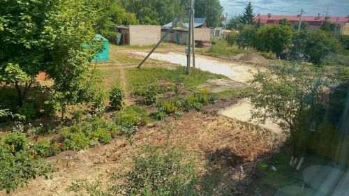 Началось благоустройство двора по улице Лебедевой в Лаишево