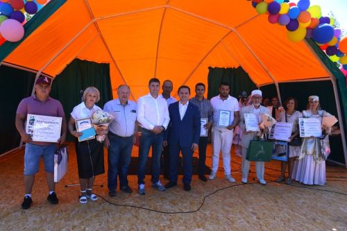 На Сабантуе в Габишево наградили передовиков аграрного сектора Лаишевского района