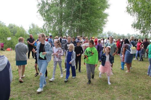 Жители Лаишевского района дружно отметили День озера