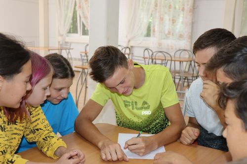 В детском оздоровительном лагере «Липки» говорили о здоровом образе жизни и правильном питании