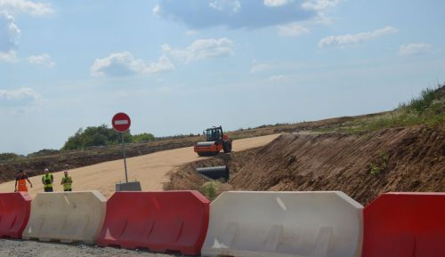 Строительство автотрассы М12 в Лаишевском районе продолжается