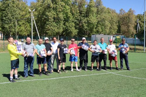 В Лаишевском районе отметили День физкультурника товарищеским матчем по футболу