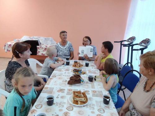 В народным фольклорным ансамбле «Берегиня» вспоминали фотографа, члена клуба «Орфей» Анатолия Николаева