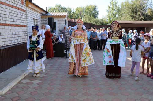 В селе Нармонка Лаишевского района открылся пункт бесплатной питьевой воды Родник — Чишмә