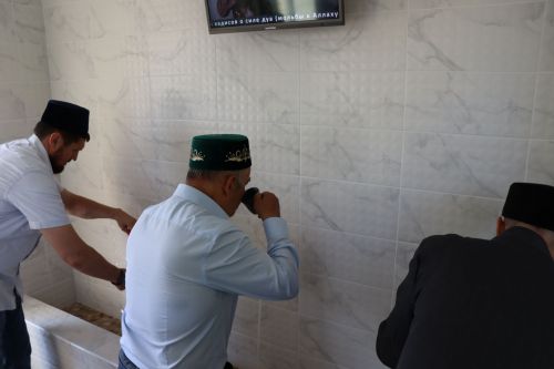 В селе Нармонка Лаишевского района открылся пункт бесплатной питьевой воды Родник — Чишмә