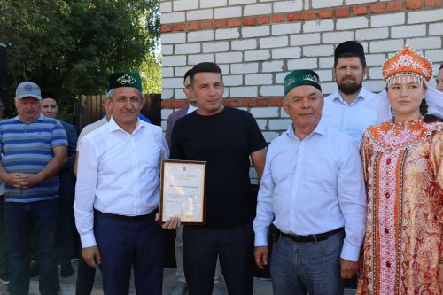 В селе Нармонка Лаишевского района открылся пункт бесплатной питьевой воды Родник — Чишмә