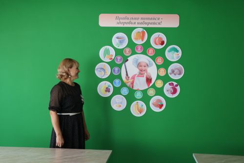 Изменилась до неузнаваемости школьная столовая