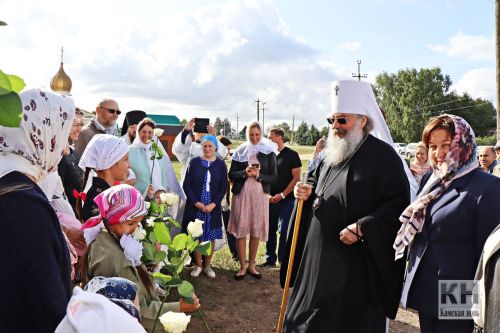 В селе Державино Лаишевского района митрополит Кирилл совершил Божественную литургию