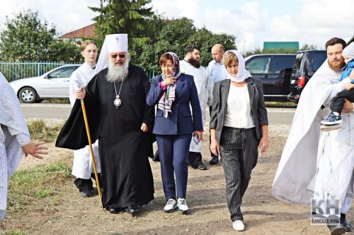 В селе Державино Лаишевского района митрополит Кирилл совершил Божественную литургию