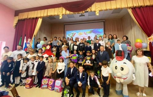 Нармонка мәктәбе базасында «Мәктәпкә җыенырга ярдәм ит» акциясе узды
