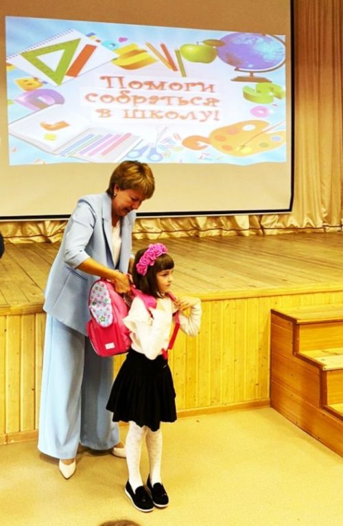 Нармонка мәктәбе базасында «Мәктәпкә җыенырга ярдәм ит» акциясе узды