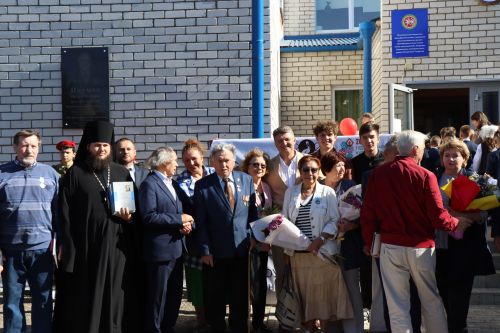 Большекабанской средней школе присвоено имя академика Валентина Андреева