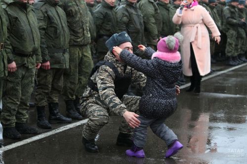 В Татарстане упростят подачу документов для выплат детям участников СВО
