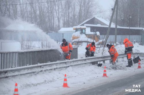 В Татарстане на уборке снега на федеральных трассах работает более 250 спецмашин