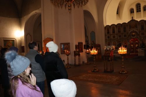 И зажглась на небе новая Звезда