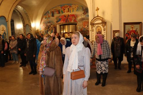 И зажглась на небе новая Звезда