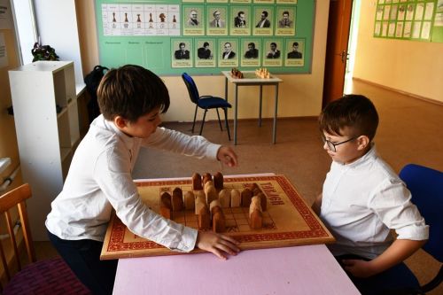 В Каипской школе организован районный шахматный турнир