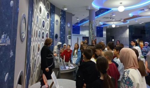 Лаеш районы лицей укучылары «Галәм тирәнлекләренә» чумдылар