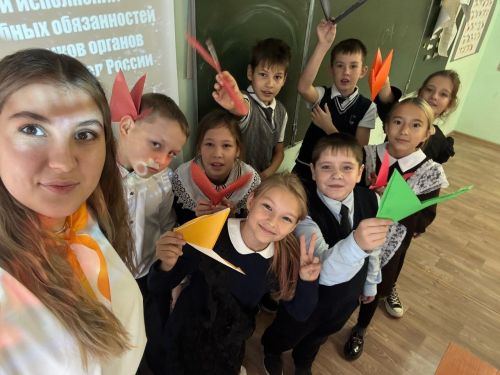 Учащиеся Лаишевского района вспомнили погибших на службе полицейских
