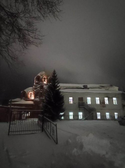 Лирические строки о загадках судьбы прислал Владимир Андреев