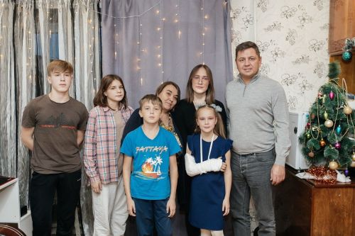 РФ Дәүләт Думасы депутаты Лаеш районының күп балалы гаиләләренә бүләкләр әзерләде