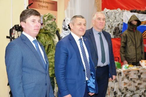 В Нармонке встреча с жителями сельского поселения началась с небольшой концертной программы