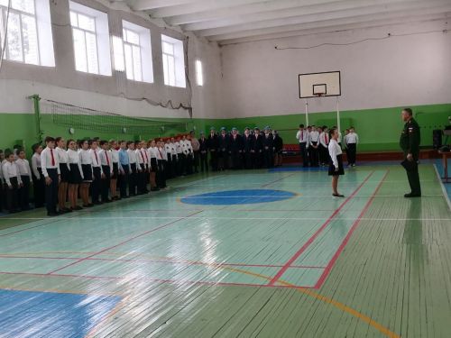 На смотр строя и песни в Лаишевском районе пригласили участника СВО