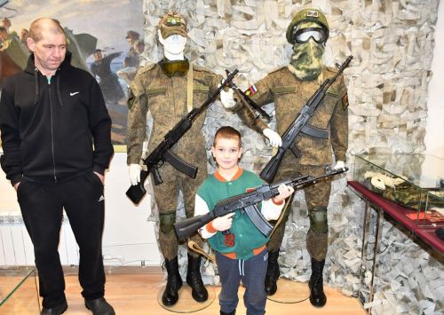 В канун Дня защитника Отечества в лаишевском музее «Боевой славы» появилась новая экспозиция