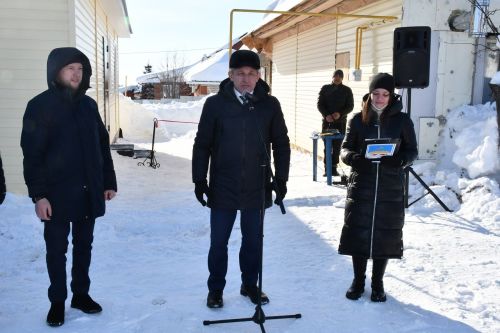 Лаишевская семья, потерявшая жилье в результате пожара, переехала в новый дом