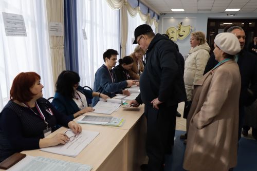 Сегодня с утра на избирательных участках в Лаишево наблюдалась особая активность