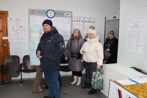 Сегодня с утра на избирательных участках в Лаишево наблюдалась особая активность