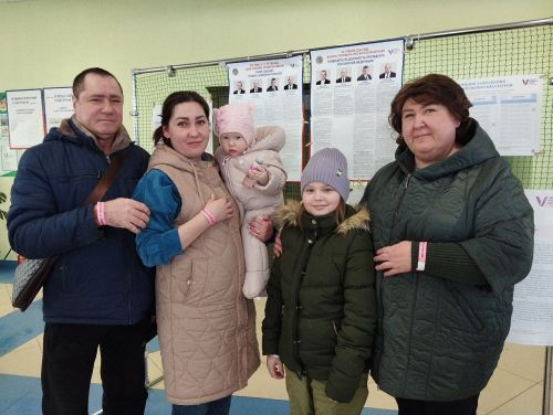 В Лаишевском районе голосовал заслуженный агроном России