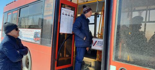 В Лаишевском районе жители могли проголосовать за кандидатов в Президенты РФ в передвижных пунктах