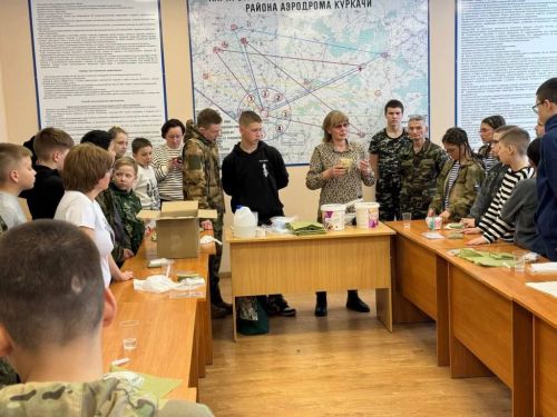 Волонтеры Лаишевского района посетили военно-спортивный лагерь «Куркачи»