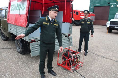 Татарстанским журналистам показали работу лесопожарной станции «Лаишево»
