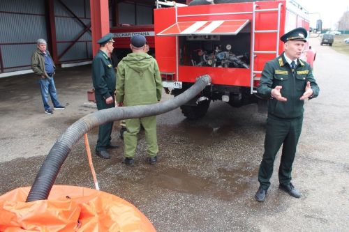 Татарстанским журналистам показали работу лесопожарной станции «Лаишево»