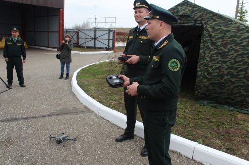 Татарстанским журналистам показали работу лесопожарной станции «Лаишево»