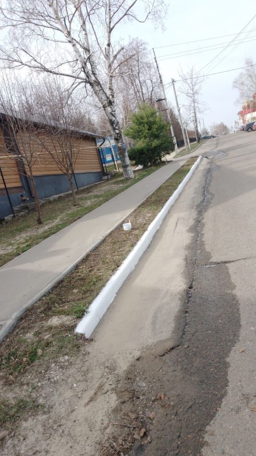 Лаишевцы вышли на субботник