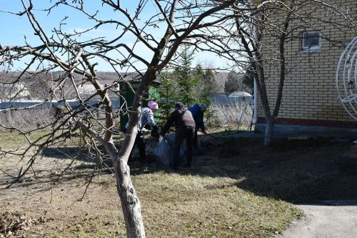 В Лаишевской мечети субботник идет полным ходом
