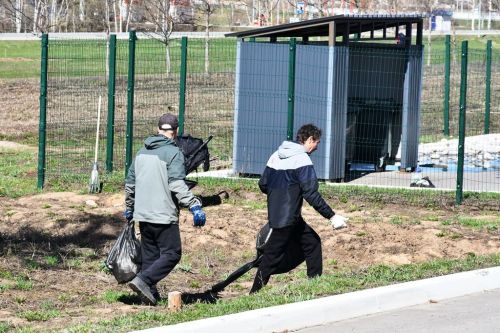 Субботник еще больше сплотил жителей Лаишева