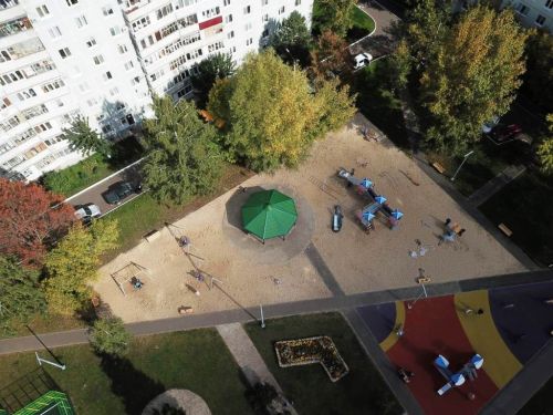 Екатерина Устинова: Благодаря активности жителей во главе с моей мамой в доме навели порядок