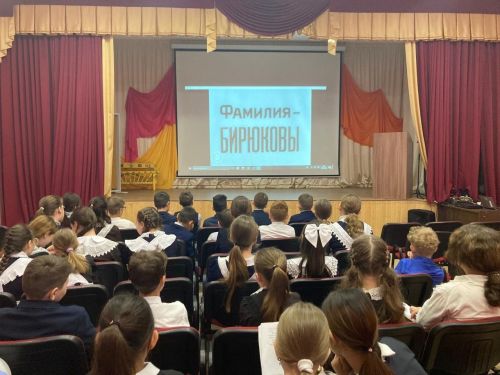 В Лаишевском районе дети приготовили подарки взрослым на Первомай
