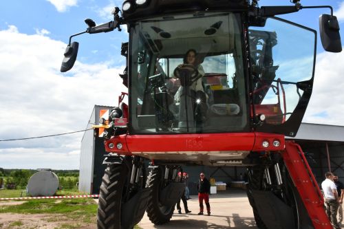 В Лаишевском районе ведутся полевые беседы с HORSCH
