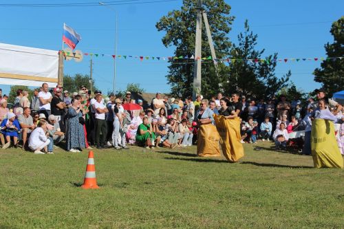 На Сабантуе в Лаишевском районе выступил Народный артист РТ Салават Фатхутдинов