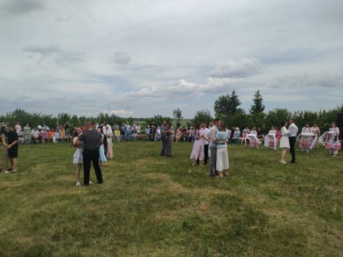 В Пелево на Сабантуе чествовали семейные пары