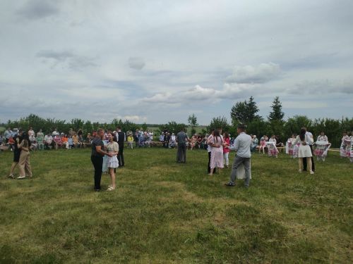 В Пелево на Сабантуе чествовали семейные пары