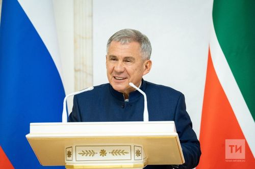 Обращение Рустама Минниханова по случаю Дня семьи, любви и верности