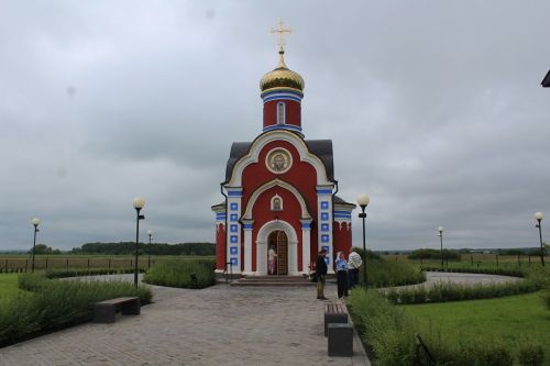 Митрополит Казанский и Татарстанский Кирилл освятил храм в Лаишевском районе