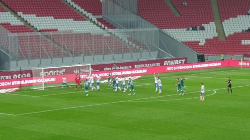Футбол. Мирлинд Даку вновь принес победу «Рубину»