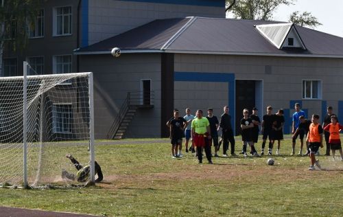 Спортивный учебный год в Лаишевском районе начался школьными соревнованиями по футболу